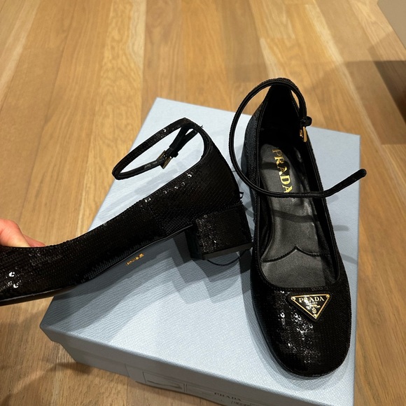 PRADA BLACK SEQUINS SHOE - Picture 5 of 5